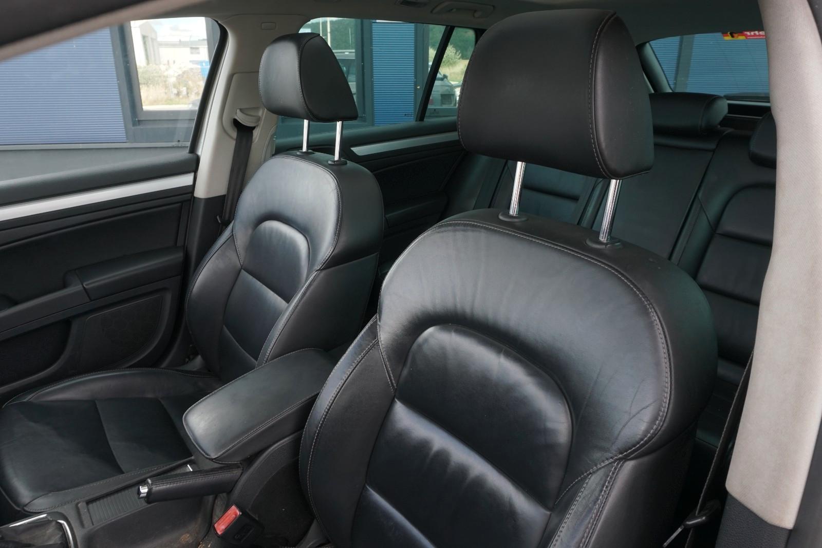 Skoda Superb 2013 — photo 19