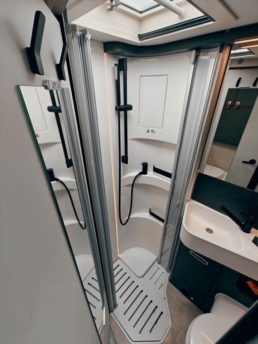 Fahrzeugabbildung HYMER / ERIBA / HYMERCAR ML-T 580 4x4² RSX - SANSIBAR® LTD.
