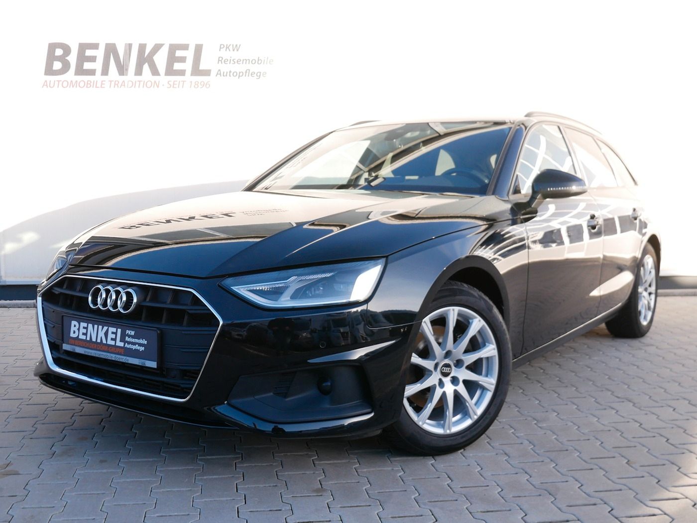 Fahrzeugabbildung Audi A4 2.0 TFSI Avant NAVI SHZ PDC Klimaautomatik LE