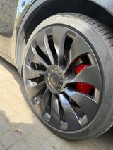 Tesla Model Y Performance Dual Motor AWD Performance - Tesla Model Y in Düsseldorf