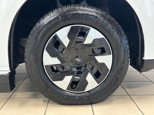 Fahrzeugabbildung Ford Transit Custom Kasten 320 L1 Trend FWD Plug-in H