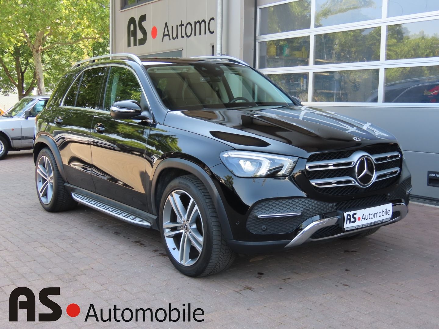 MERCEDES-BENZ GLE 300 d 4Matic 1.Hd*HU07/27*Kamera*SHZ*PDC