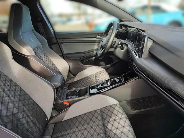 Golf 8 VIII R-Line 4Motion 2.0 TSI