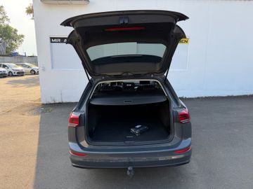 Volkswagen Golf - 11