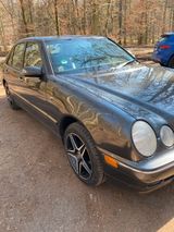 Mercedes-Benz MB E320 4-Matic Bj 07/2002 - Mercedes-Benz E 320: 4matic
