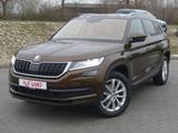 Skoda Kodiaq 1.5 TSI DSG AAC LED Navi AHK Sound SHZ - Skoda Kodiaq mit Benzin-Antrieb: Geländewagen, Automatik