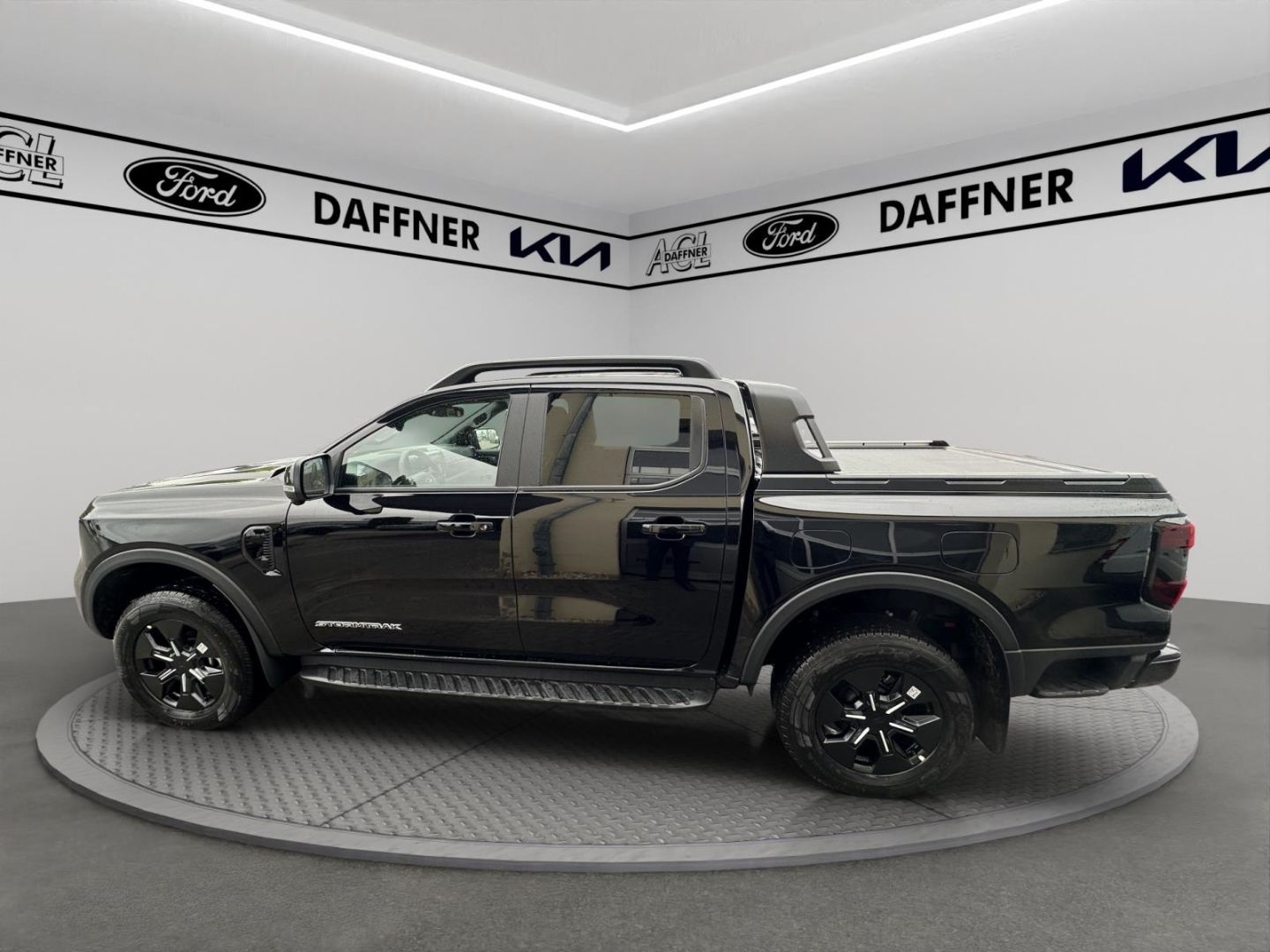Fahrzeugabbildung Ford Ranger Plug-in-Hybrid Stormtrak e-4WD Doppelkabi