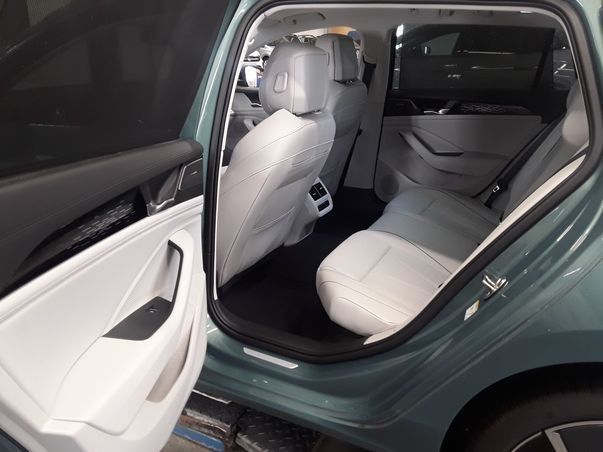 Volkswagen Passat Variant - Bild 7