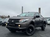 Mitsubishi L200 Basis Club Cab 4WD