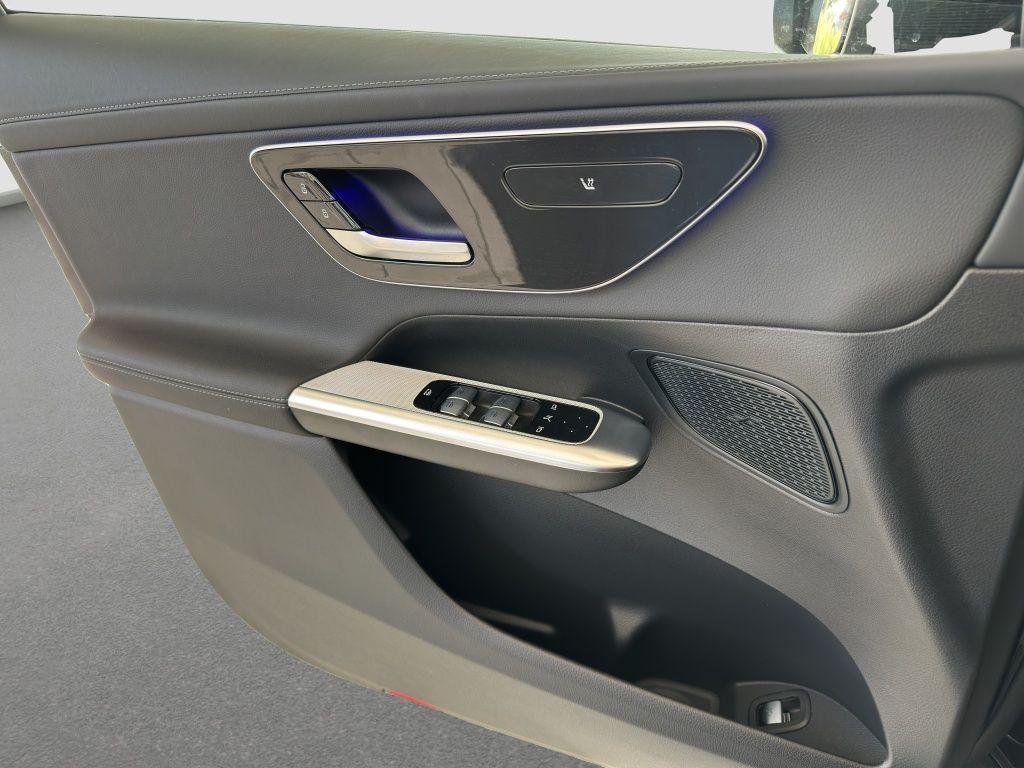 Fahrzeugabbildung Mercedes-Benz GLC 220 d 4M Cp. AMG*NIGHT*RFK*DAB*DIGITAL*19''*