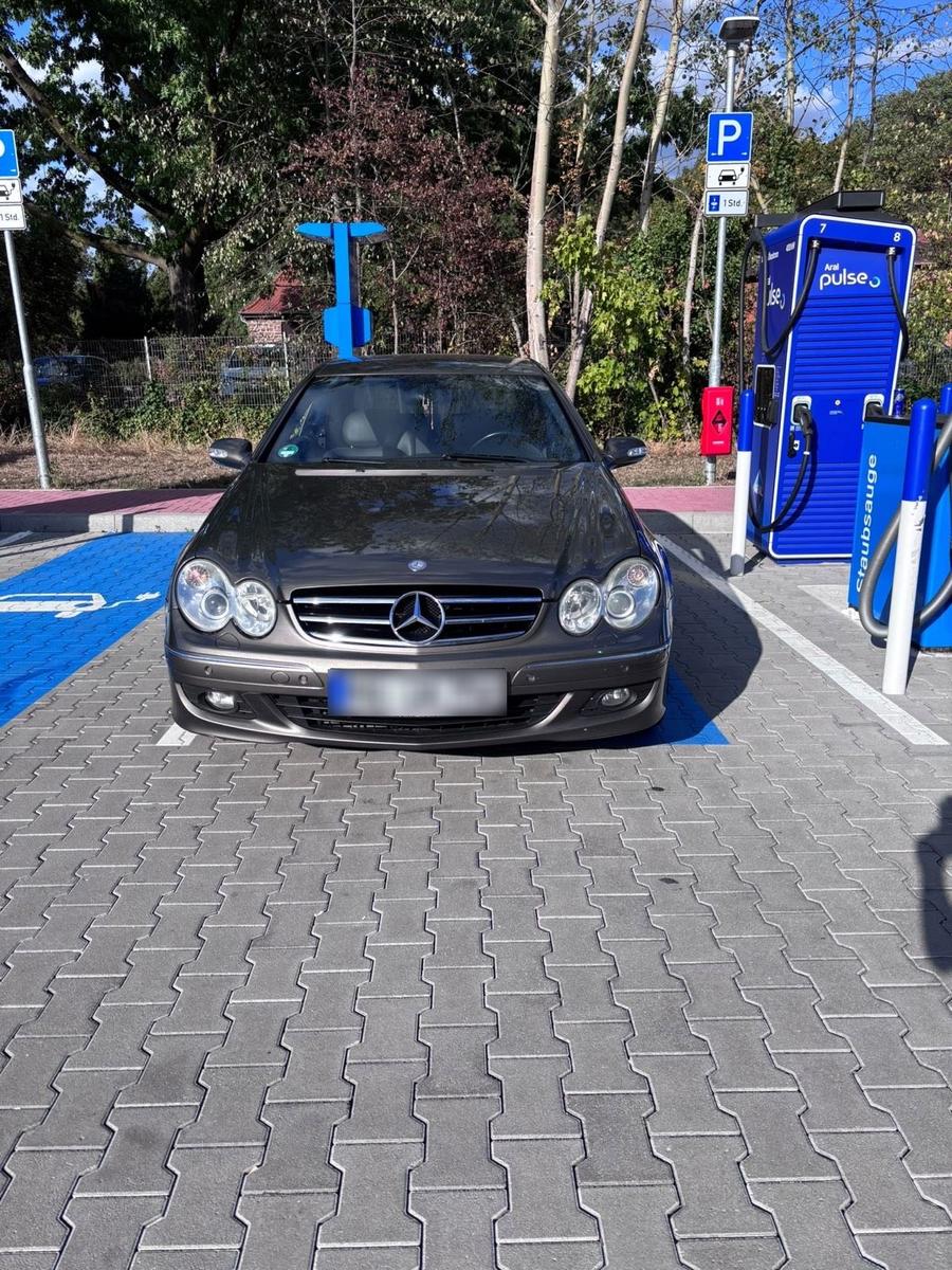 Mercedes-Benz CLK 200