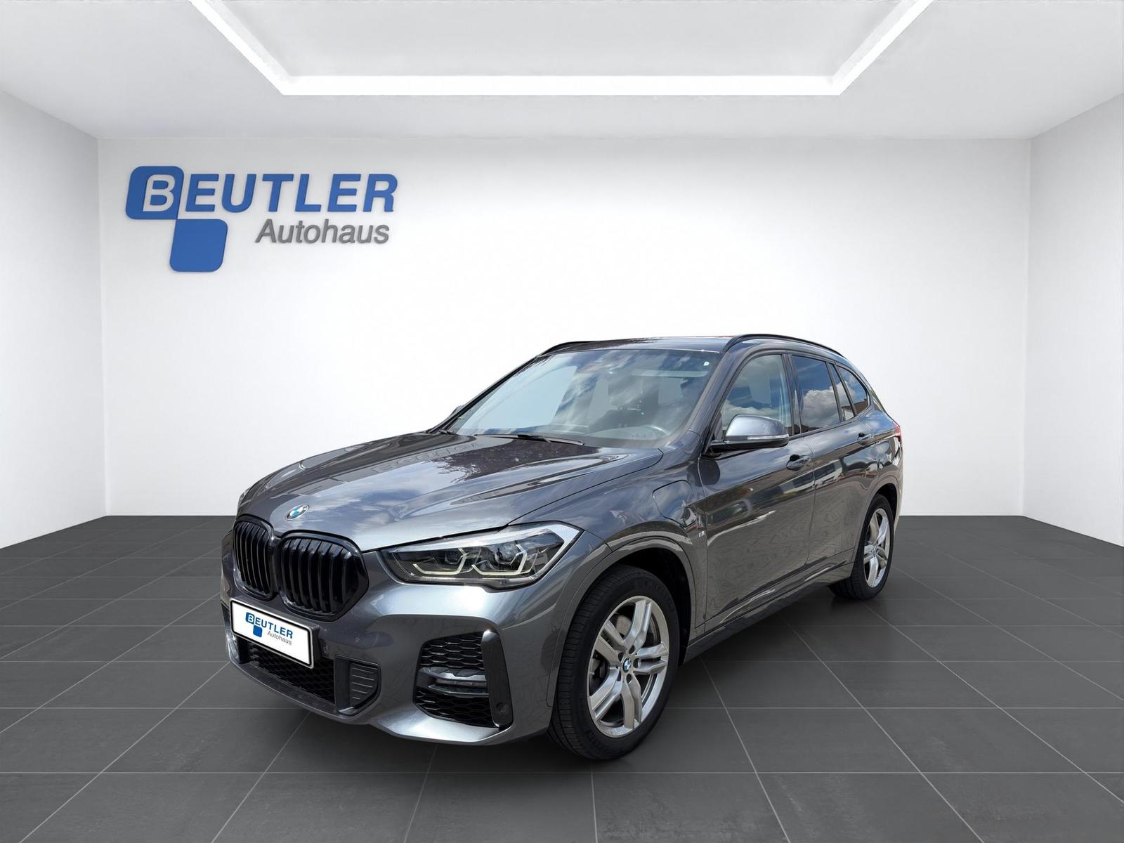 BMW X1 xDrive25e M Sport 18" Pano HeadUp AHK Kamera