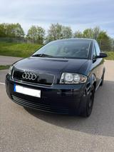 Audi A2 1.4 - selten! 5 Sitze dunkelblau PanoramaDach - gebrauchte Audi A2 aus dem Jahr 2001