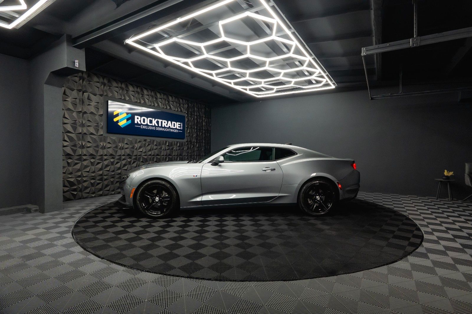 Fahrzeugabbildung Chevrolet Camaro 2.0 Turbo Coupe LT Package *CarPlay*19%