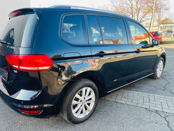 Volkswagen Touran - 3