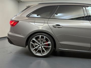 Audi A4 - 8