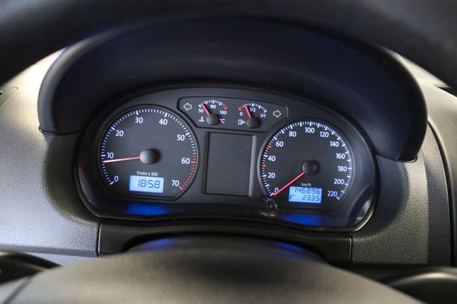 Fahrzeugabbildung Volkswagen Polo IV Comfortline|SERVO|KLIMA|ELK.FENSTER|TÜV