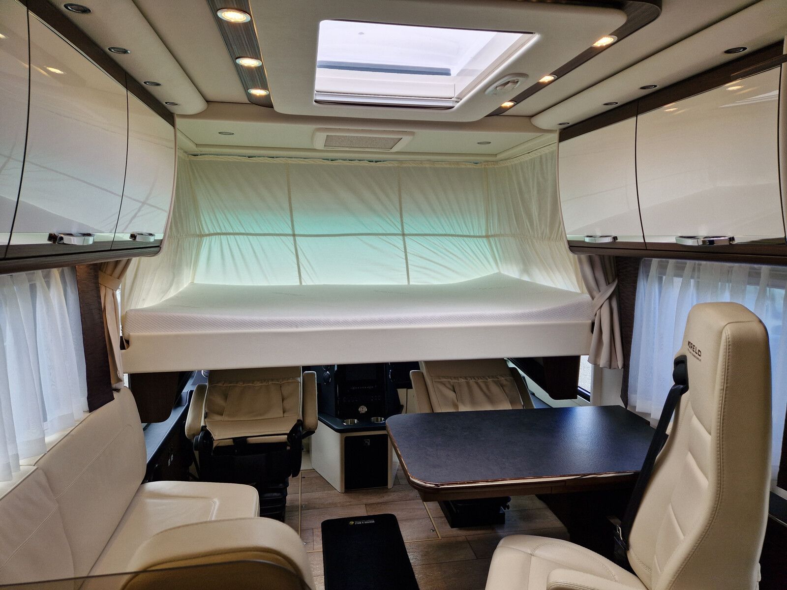 Fahrzeugabbildung Morelo Palace Liner 93 MB MB Atego 1230