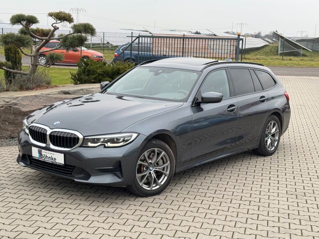 BMW 330 e xDrive Touring Advantage LED PANO AHK DAB+