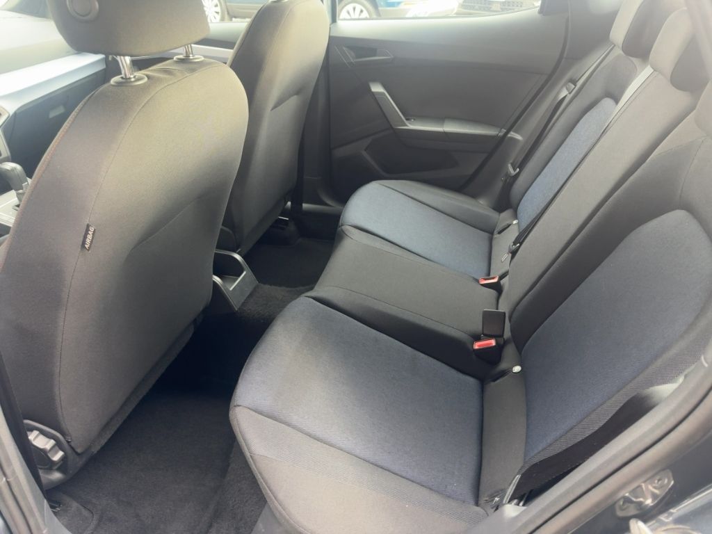 Fahrzeugabbildung SEAT Ibiza FR  7-Gang-DSG Navi  Rückfahrkamera