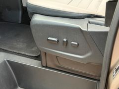 FORD Tourneo Custom 320 L1 Titanium X*Bi-Xenon*Leder