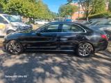 Mercedes-Benz C 200 EDITION Autom. EDITION - Mercedes-Benz C 200 mit Benzin-Antrieb: Schwarz, Panorama-Dach, Limousine