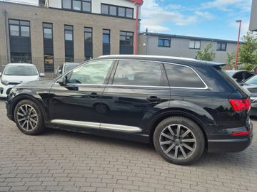Audi Q7 - 6