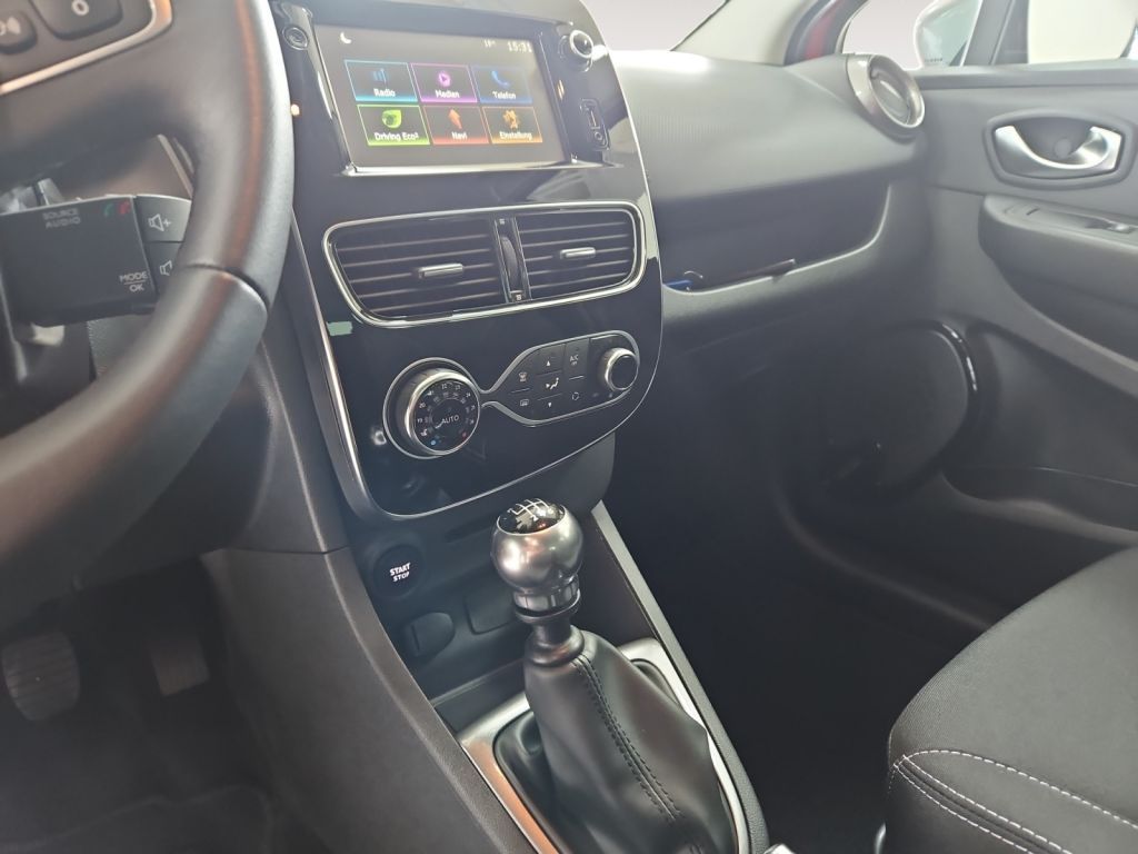 Fahrzeugabbildung Renault Clio Energy TCe 120 GT Sitzheizung Navigation