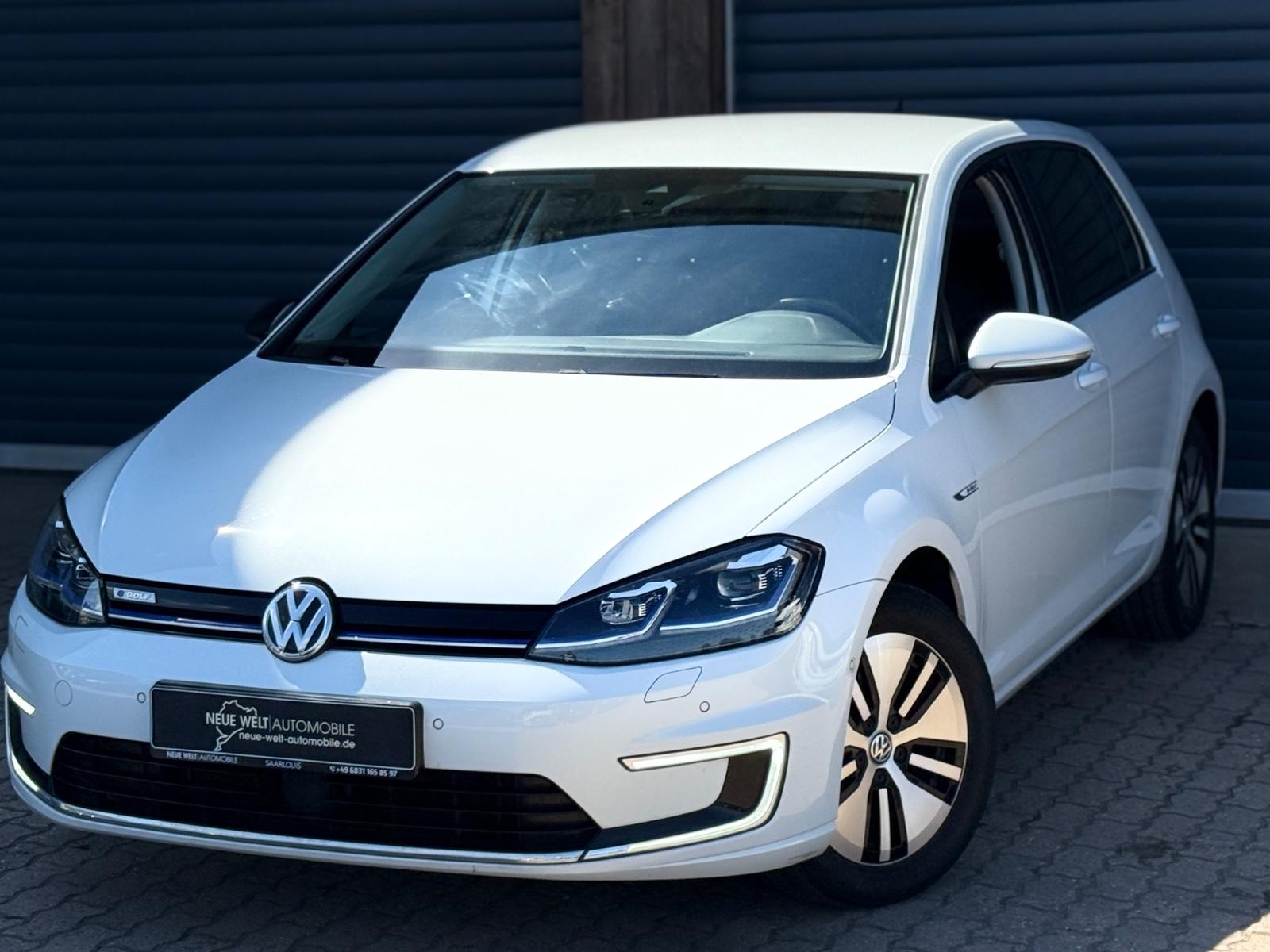 Volkswagen Golf VII Lim E/Leder/CAM/ACC/VirtC/LED/SHZ/Navi/