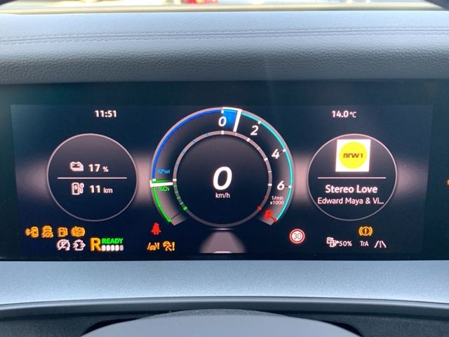Tayron R-Line 1,5 l eHybrid OPF 130 kW (177 PS)