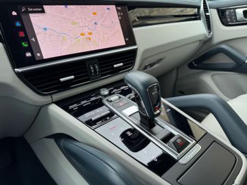 Porsche Cayenne - 10