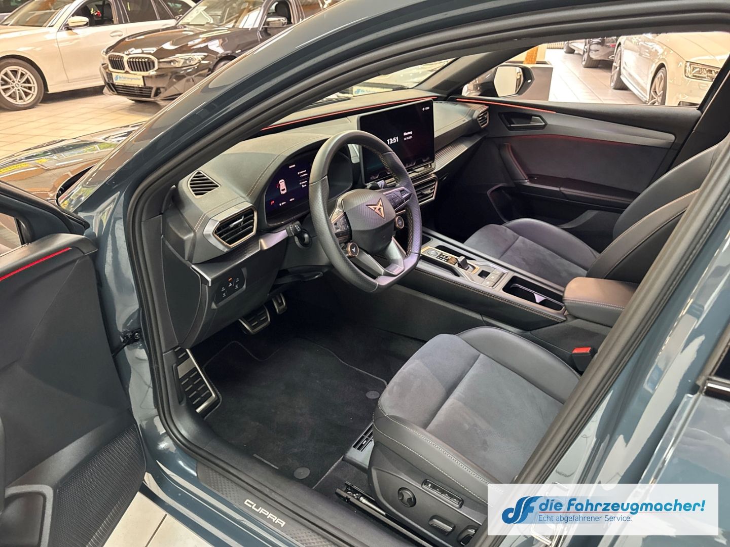 Fahrzeugabbildung CUPRA Leon 1.5 eTSI 110 kW neues Modell*DSG*Digi C*Mem