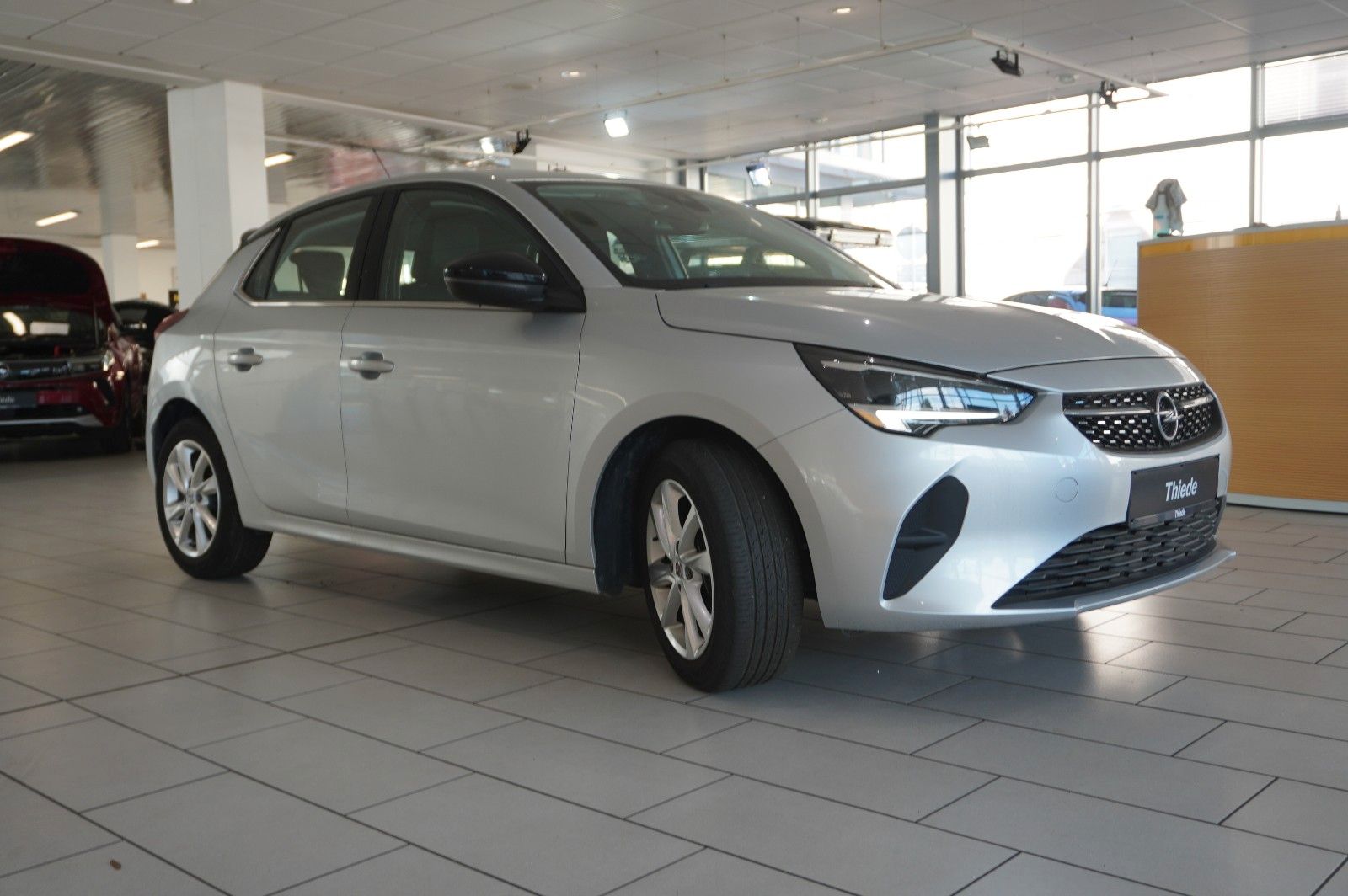 Fahrzeugabbildung Opel Corsa F 1.2T ELEGANCE NAVI/LED/SPORT/VIRTU./DAB+