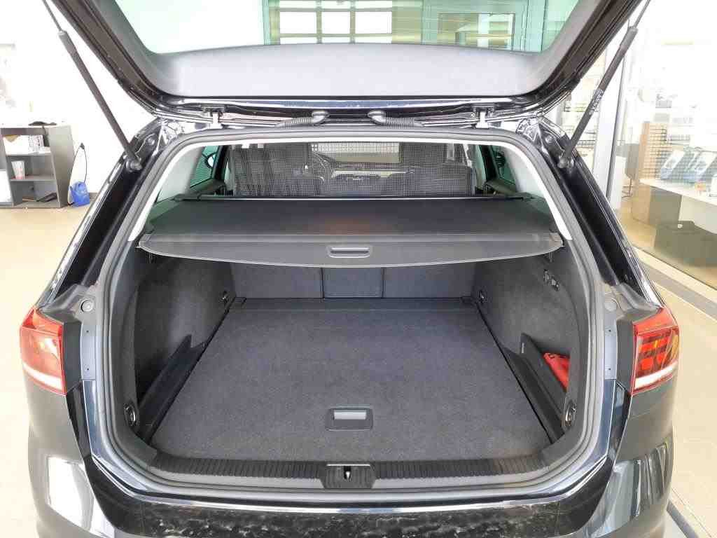 Volkswagen Passat Variant - Bild 12