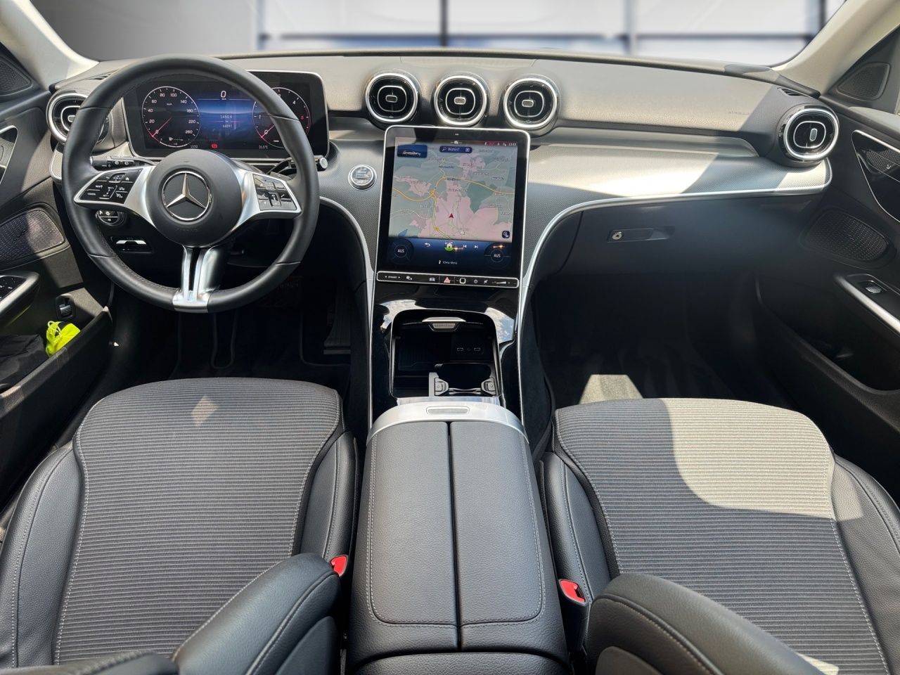 Fahrzeugabbildung Mercedes-Benz C 200 d T AVANTGARDE+LENKRADHEIZ+AMBIENTE+EASYP+