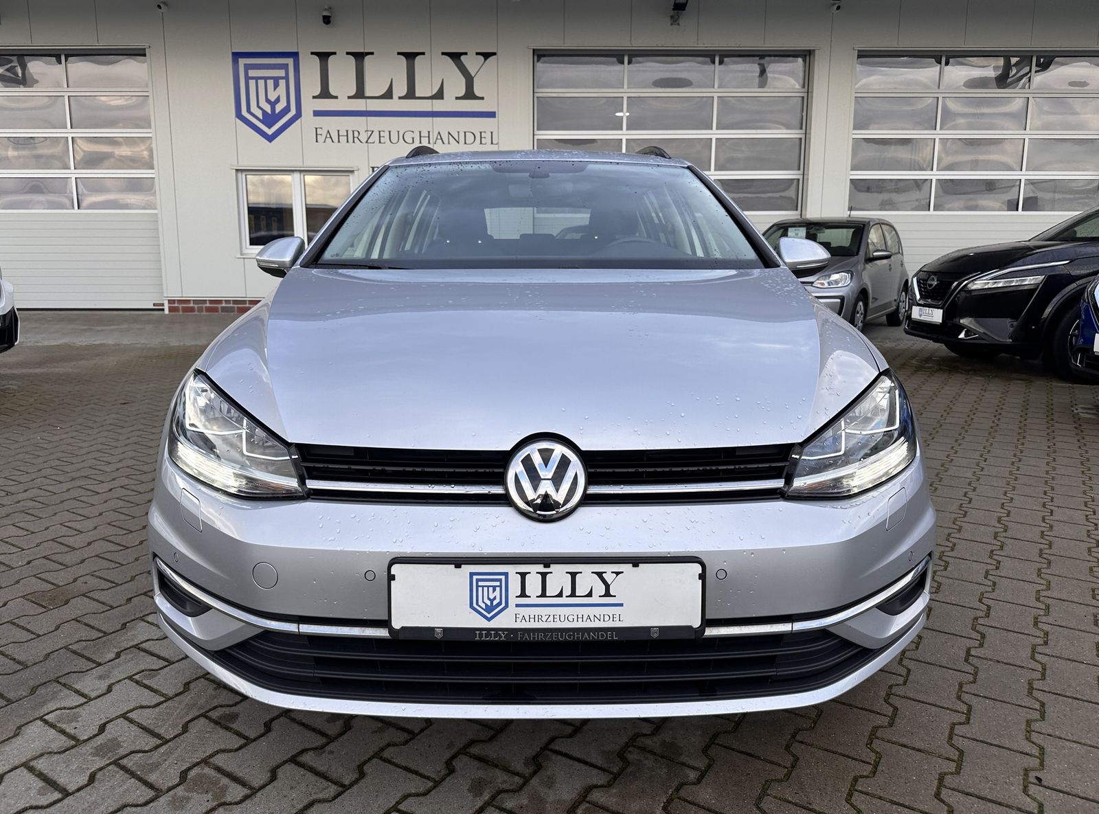 Fahrzeugabbildung Volkswagen Golf 2.0 TDI*ACC*Navi*PDC*SHZ*