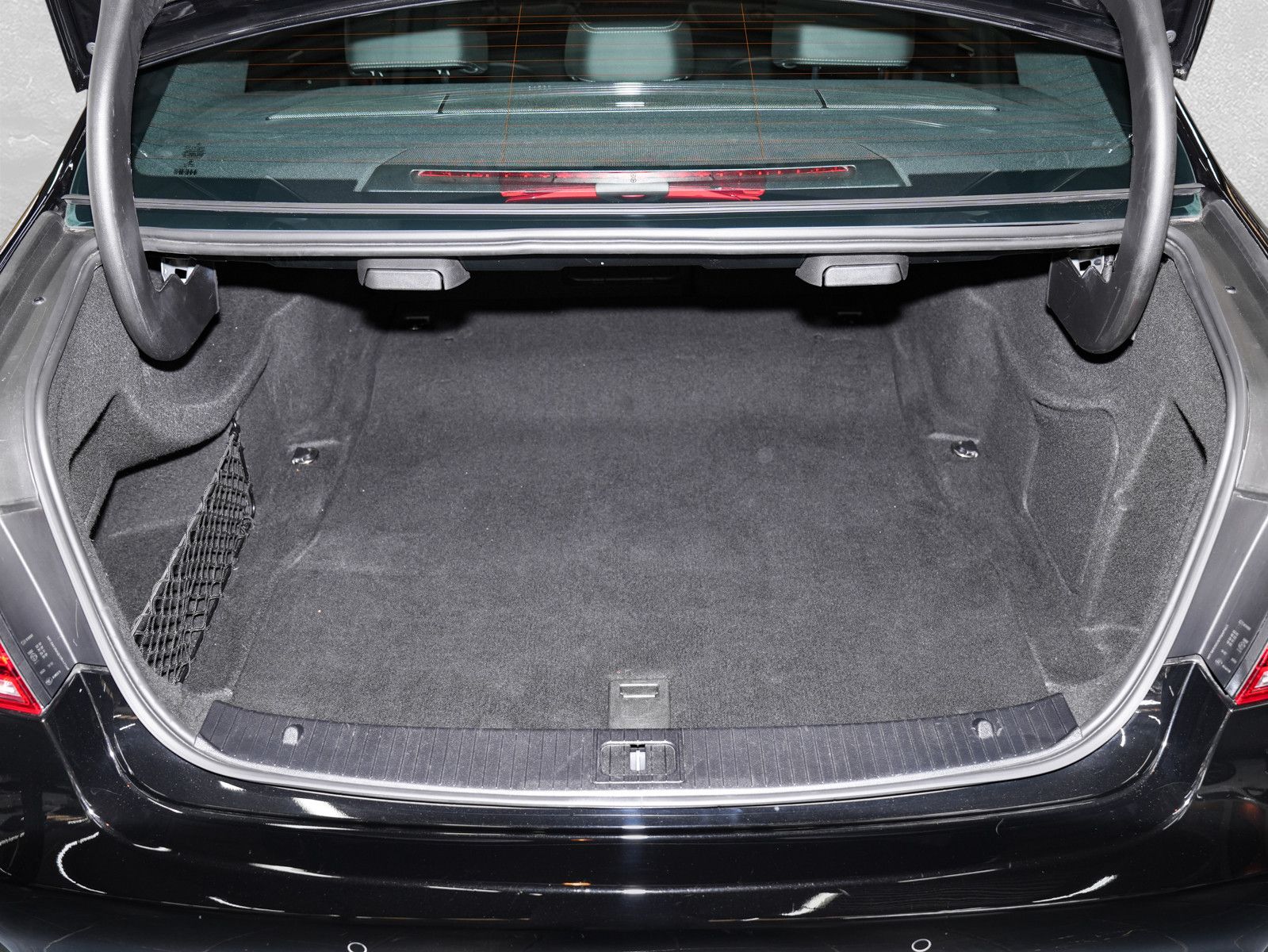Fahrzeugabbildung Mercedes-Benz E 220 CDI Avantgarde - ILS|S-Dach|Stzhzg|Parkass