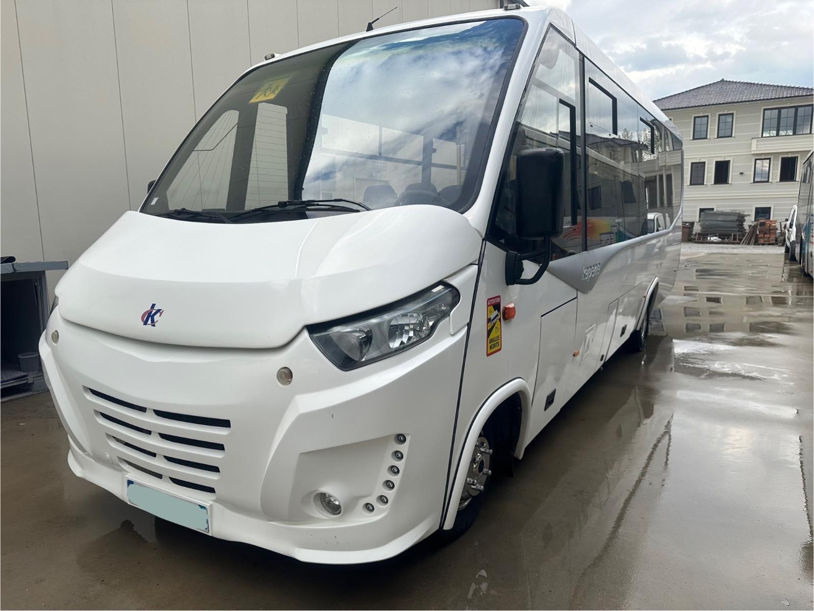 Iveco Thesi Capena Wing Unvi, 34 Sitze Retarder