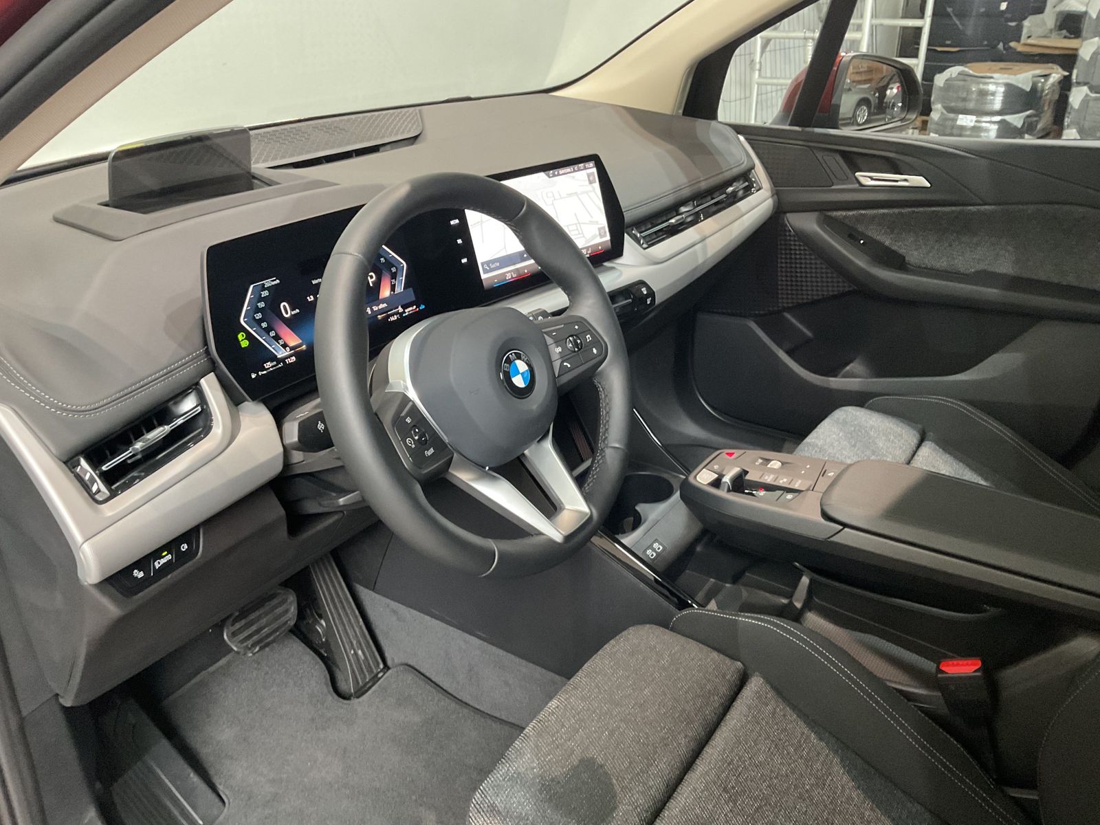 Fahrzeugabbildung BMW 218i Head-Up, Adaptive Scheinwerfer DAB LED RFK
