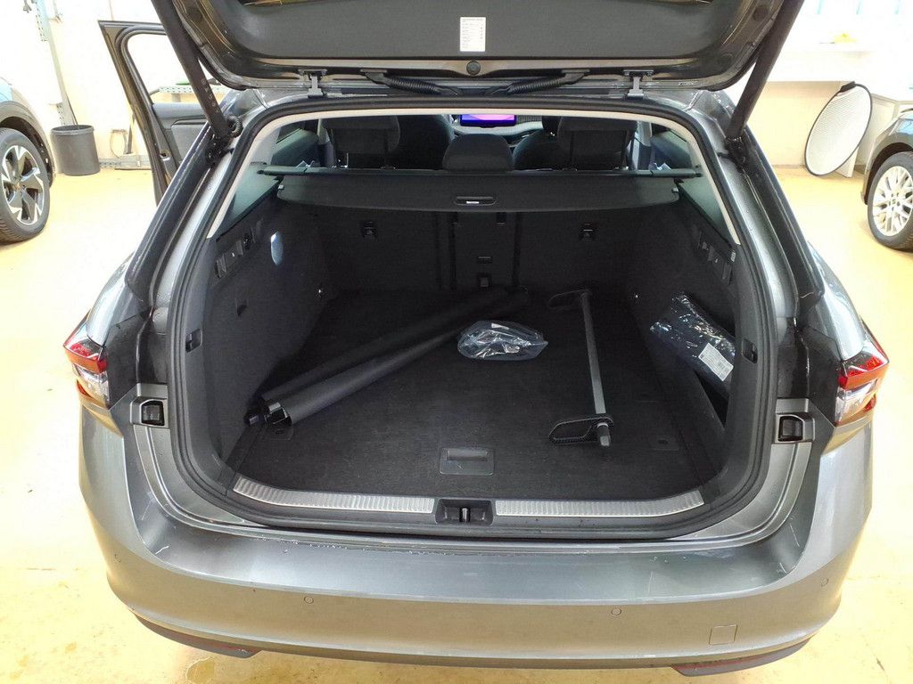 Skoda Superb - Bild 6