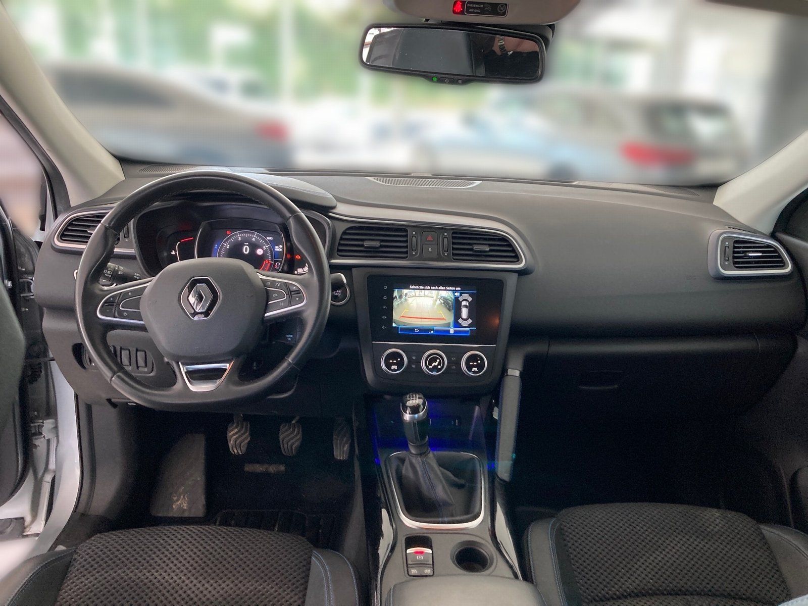 Fahrzeugabbildung Renault Kadjar 1.3 TCe 140 Limited*Navi*PDC*Sitzheizung*