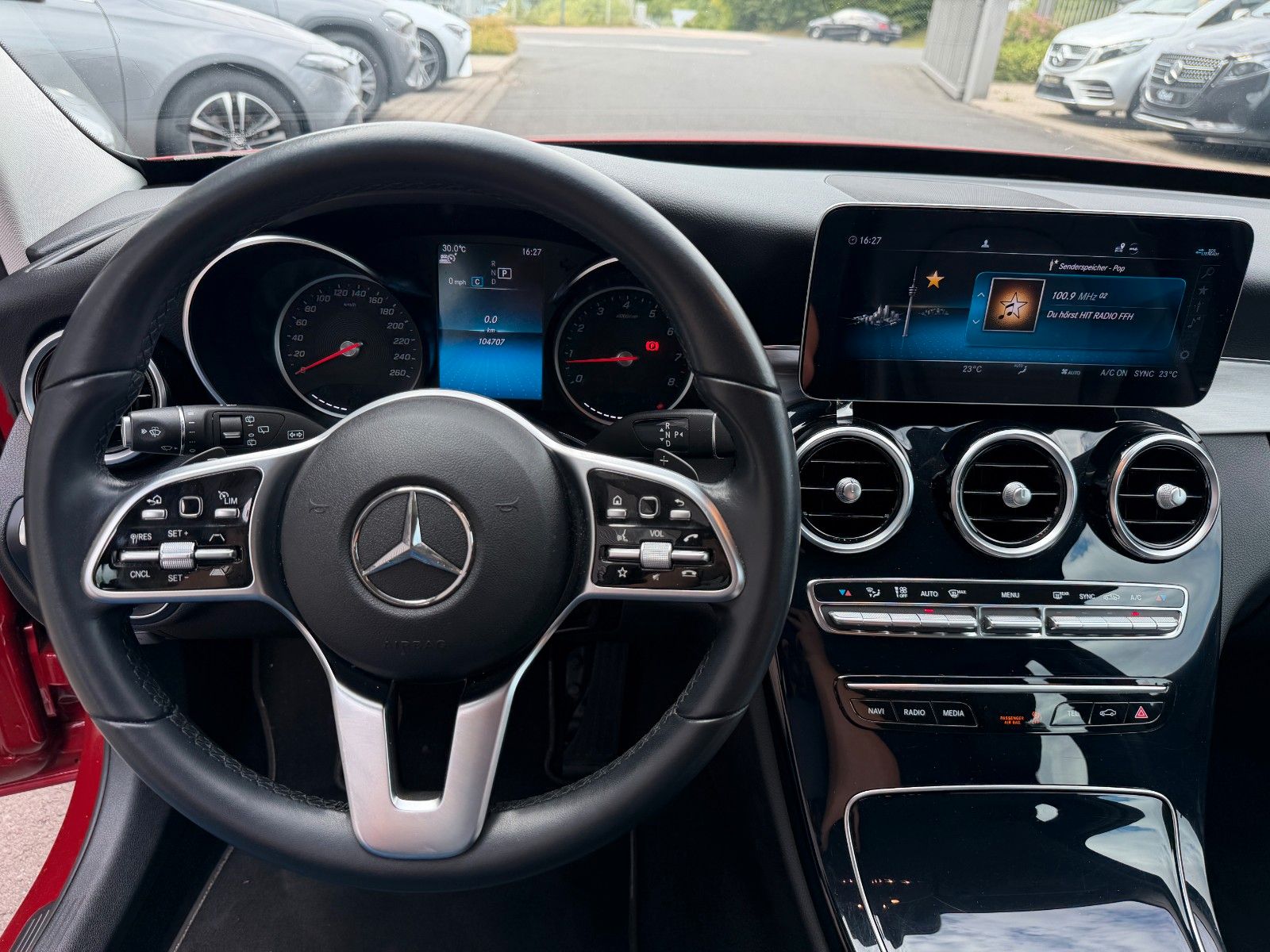 Fahrzeugabbildung Mercedes-Benz C 180 T Avantgarde MBEAM+Distr+R-Kamera+LenkAssi
