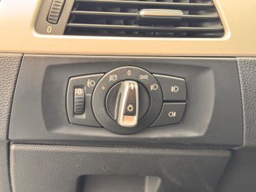 BMW 318 - 12