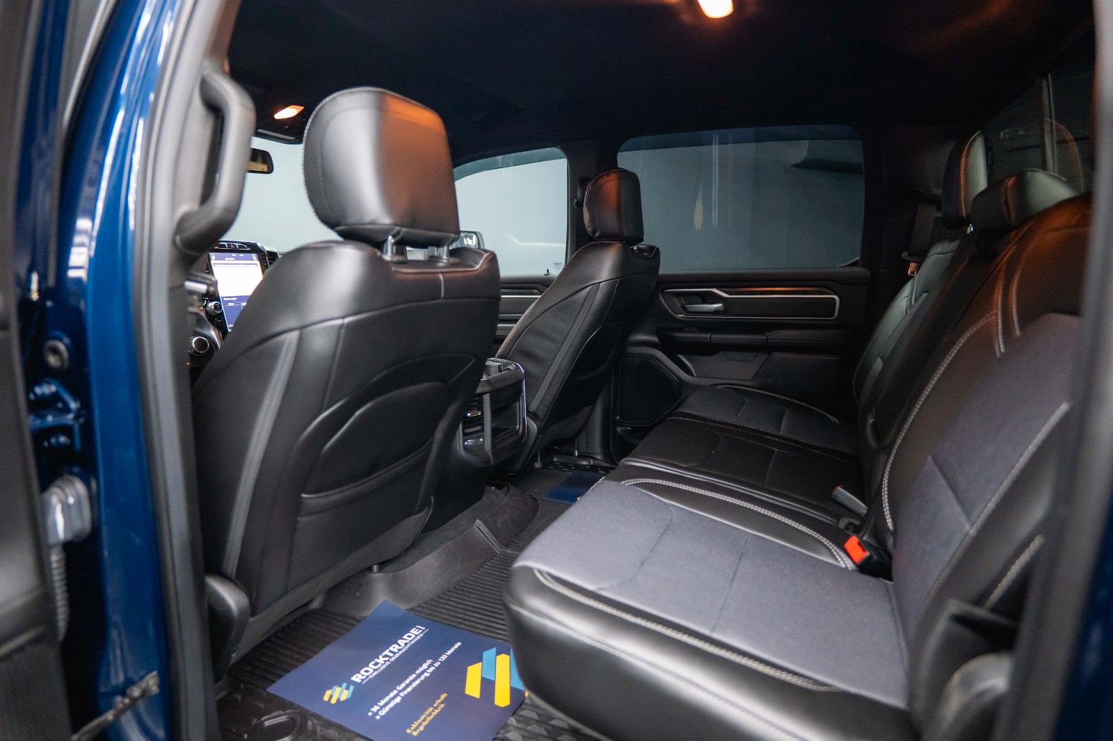 Fahrzeugabbildung Dodge RAM 5.7 V8 HEMI 4x4 OFFROAD Night Limited 19%