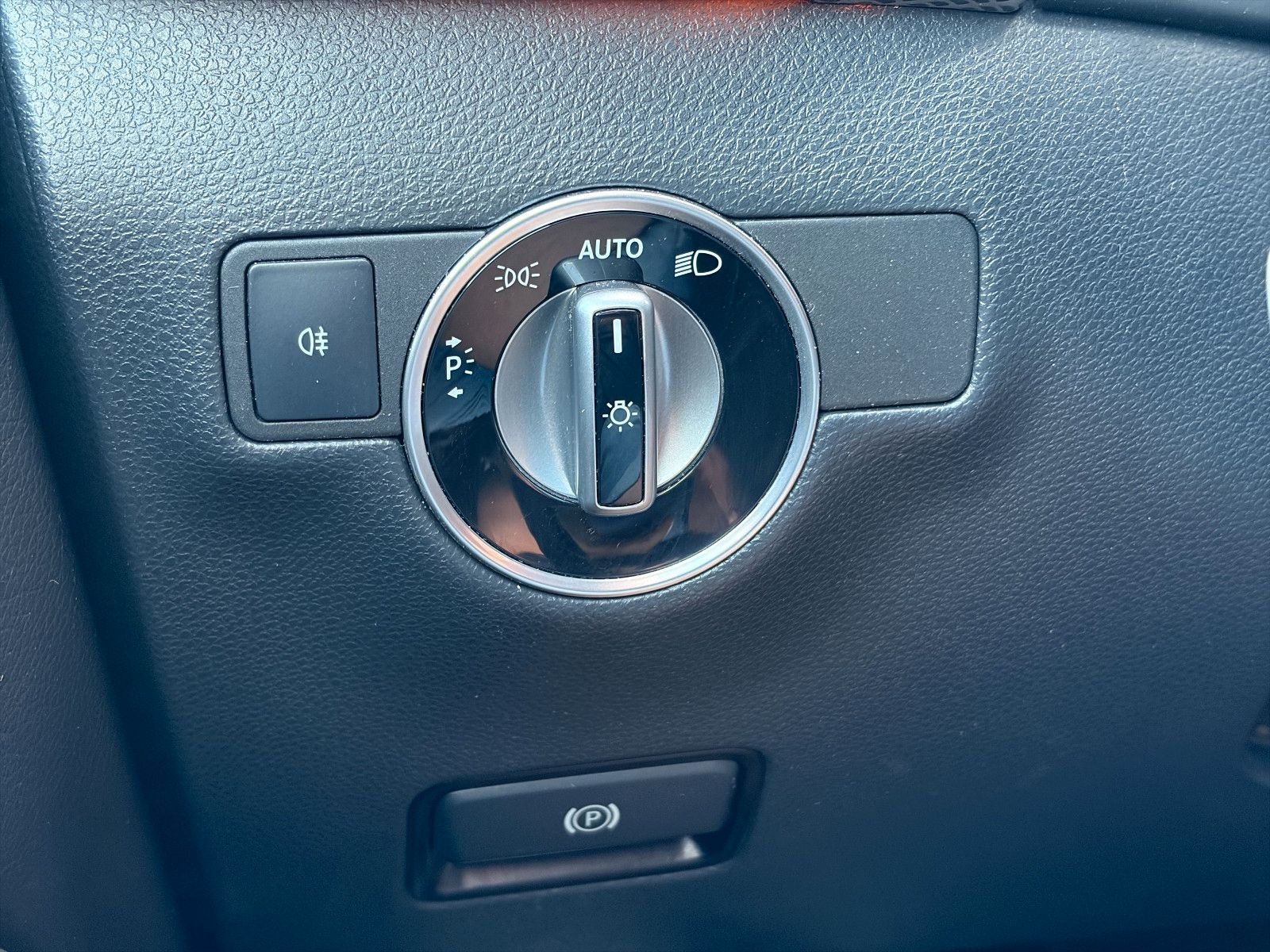 Fahrzeugabbildung Mercedes-Benz B 180 d*LED*SHZ*PDC*Kamera**