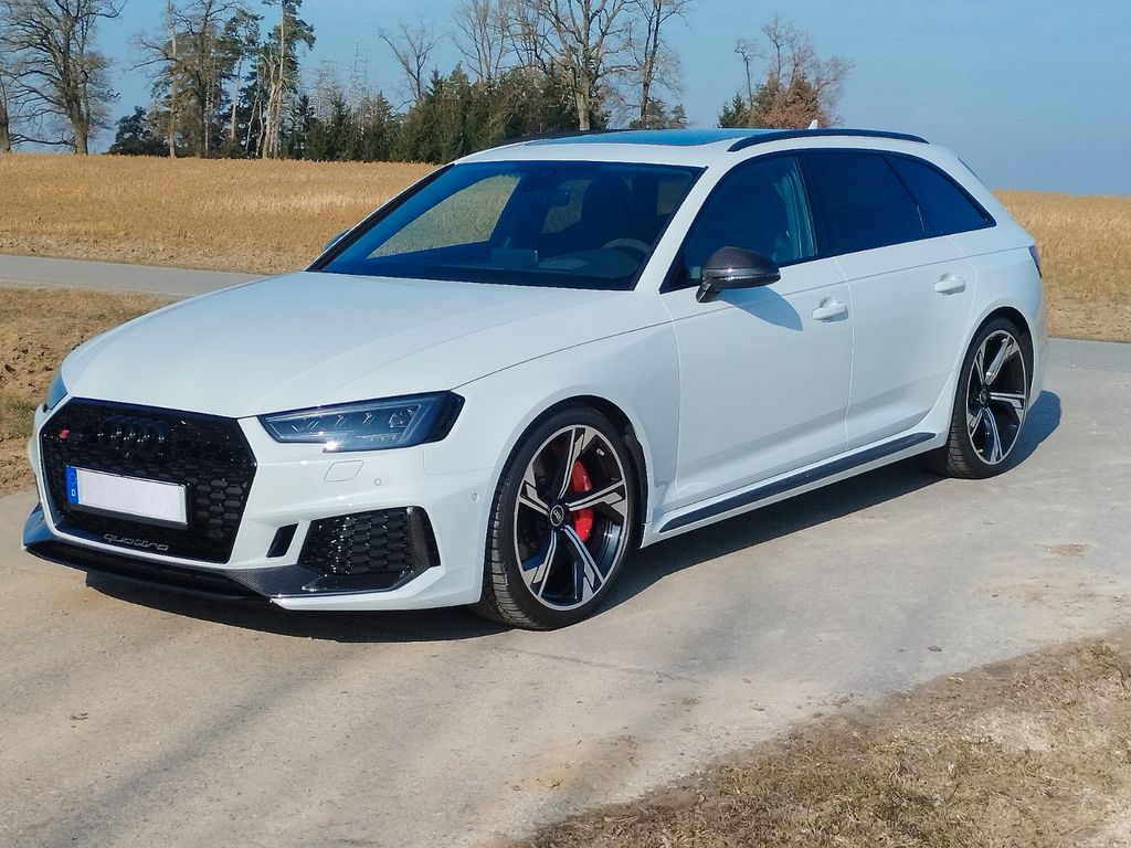 Audi RS4