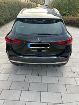 Mercedes-Benz GLA 200 d DCT - - Mercedes-Benz GLA 200 in Bonn