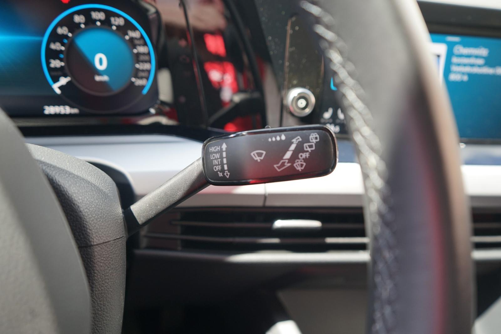 Volkswagen Golf VIII Variant 1.0 TSI LED Sitzheizung AHK, миниатюра 24