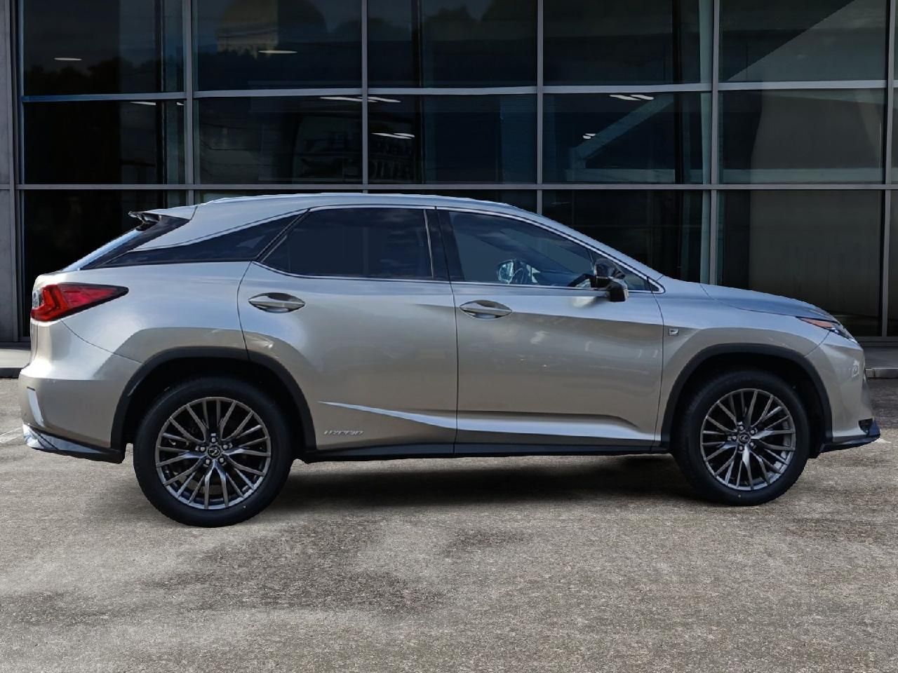 Fahrzeugabbildung Lexus RX 450h AWD