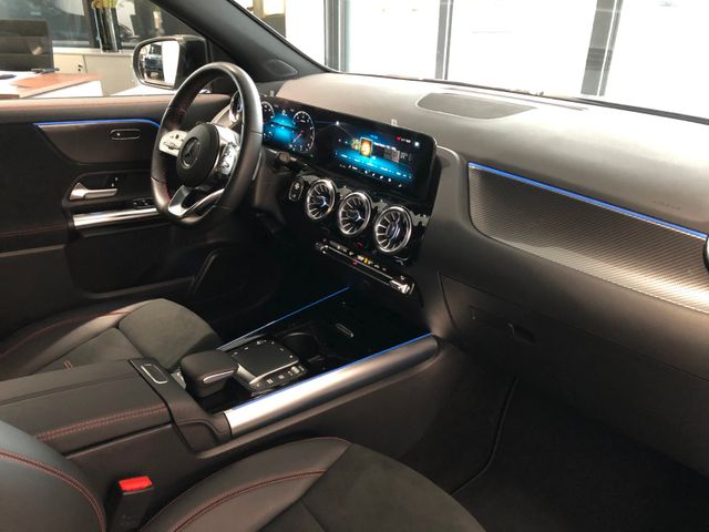 Fahrzeugabbildung Mercedes-Benz GLA 200 /AMG/AHK/Night/Kamera
